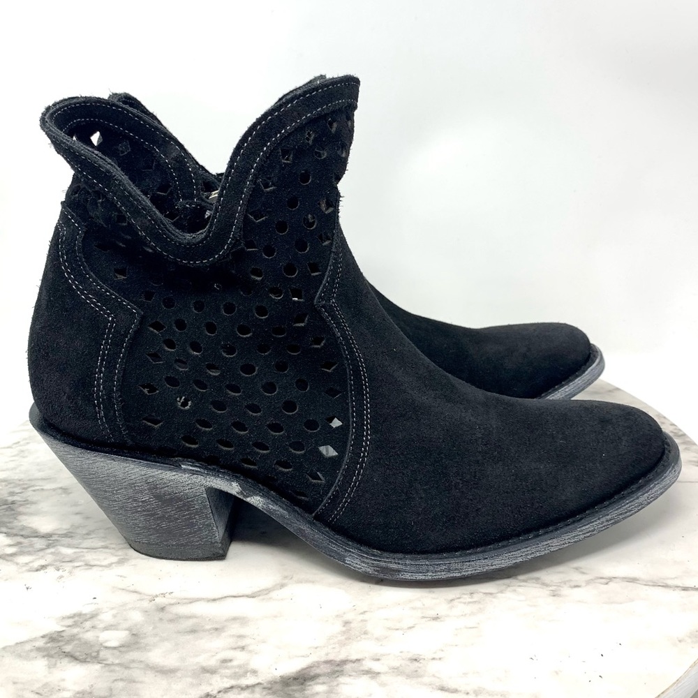 Shyanne Nicki Perforated Suede Western Booties 8.5 Bohemian Classic Country Boho - Picture 2 of 16